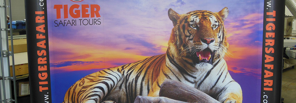 Assembling Pop Up Trade Show Displays