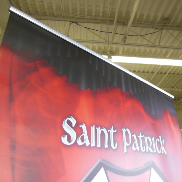 Pacific Mega Retractable Banner Stand 39.25" in Silver