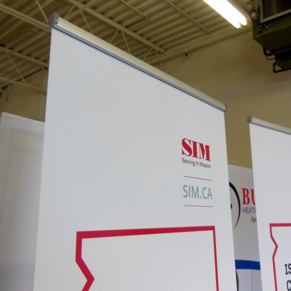 Blade Lite 23.5"w x 83.25"h Retractable Banner Stand