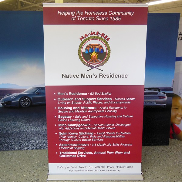 Blade Lite 47.25"w x 83.25"h Retractable Banner Stand