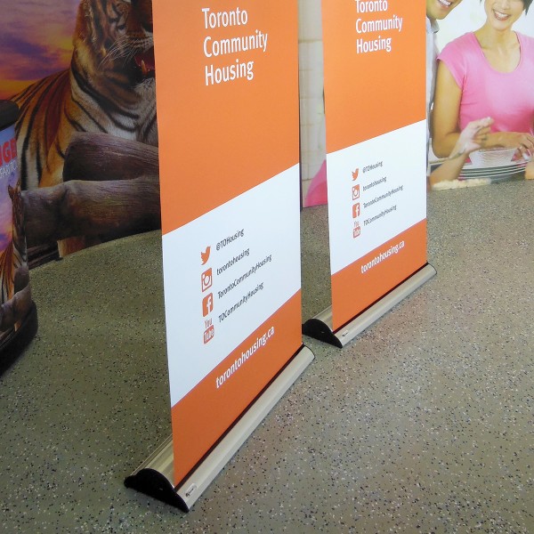 Banner Bug Retractable Banner Stand In Toronto 33 W X 86 H